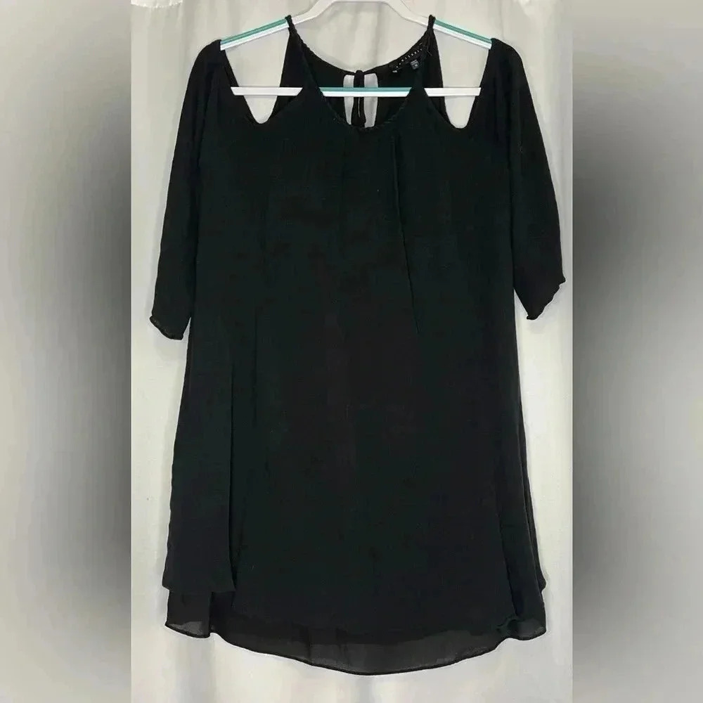 Sanctuary cold shoulder‎ knee length dress
